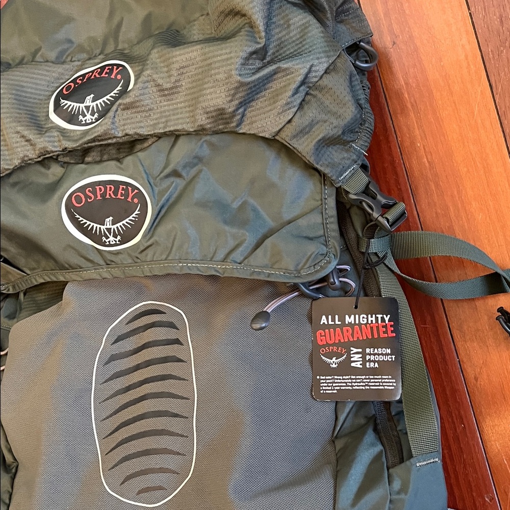 Osprey Atmos 65 AG Olive and Orange Backpack - Picture 2 of 5